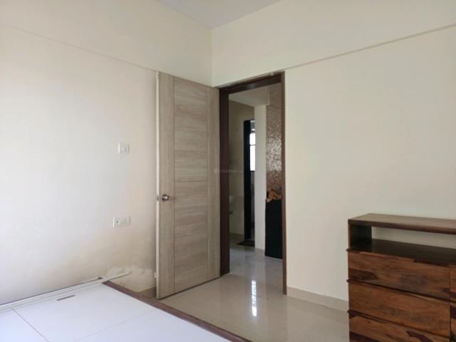 2 BHK Apartment in Magarpatta City for rent Pune. The reference number is 21140962