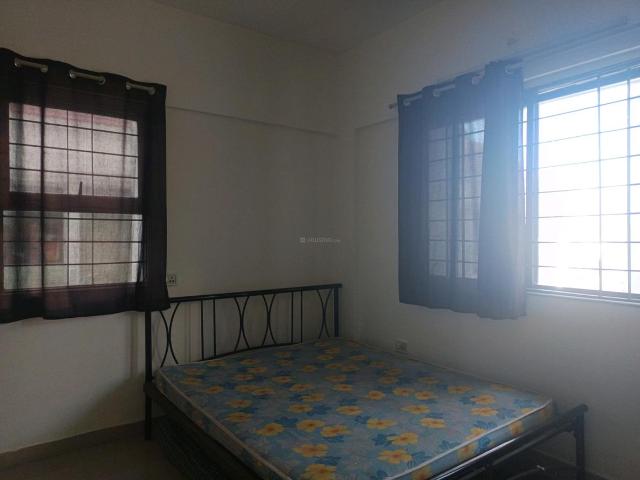 2 BHK Apartment in Magarpatta City for rent Pune. The reference number is 21140269