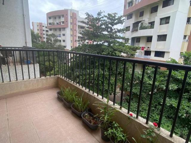 2 BHK Apartment in Magarpatta City for rent Pune. The reference number is 21149522