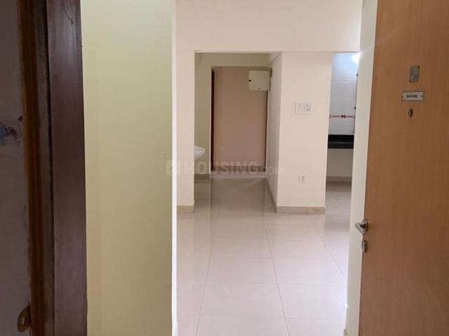 2 BHK Apartment in Magarpatta City for rent Pune. The reference number is 21154150