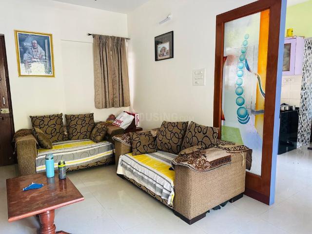2 BHK Apartment in Magarpatta City for rent Pune. The reference number is 21199514