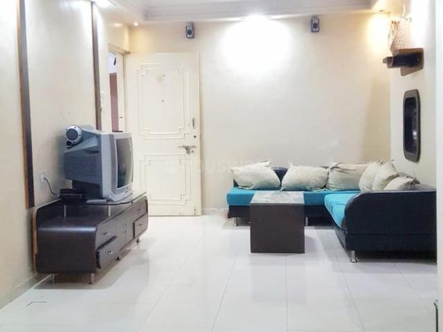 2 BHK Apartment in Magarpatta City for rent Pune. The reference number is 21206149