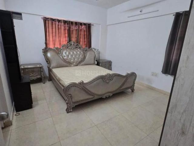 2 BHK Apartment in Magarpatta City for rent Pune. The reference number is 21365467