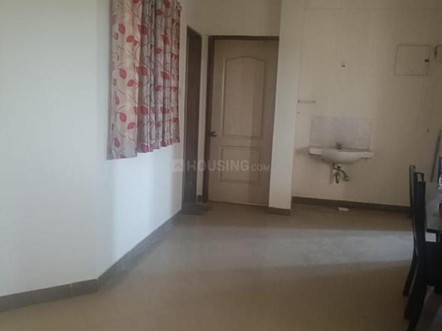 2 BHK Apartment in Magarpatta City for rent Pune. The reference number is 21365303