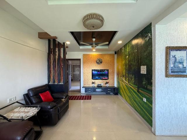 2 BHK Apartment in Magarpatta City for resale Pune. The reference number is 20805305