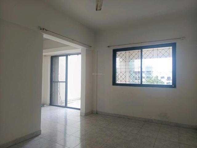 2 BHK Apartment in Magarpatta City for resale Pune. The reference number is 20982682