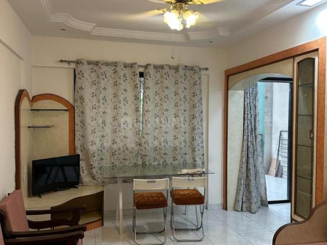 2 BHK Apartment in Magarpatta City for resale Pune. The reference number is 20997388