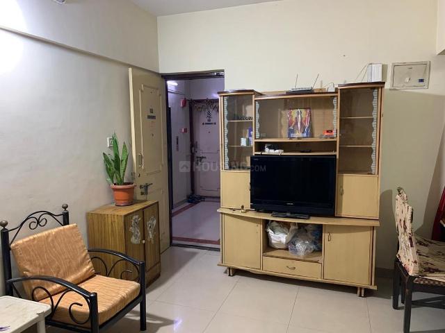 2 BHK Apartment in Magarpatta City for resale Pune. The reference number is 21193455
