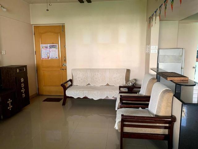 2 BHK Apartment in Magarpatta City for resale Pune. The reference number is 21129029