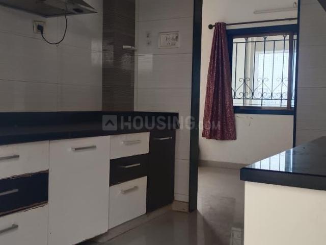 2 BHK Apartment in Magarpatta City for resale Pune. The reference number is 21328854
