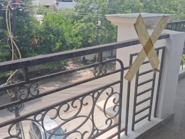 2 BHK Apartment in Mahanagar for resale Lucknow. The reference number is 20613366