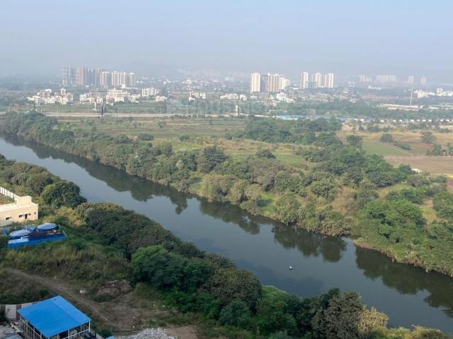 2 BHK Apartment in Mahalunge for rent Pune. The reference number is 21042450
