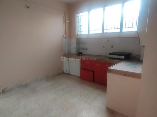 2 BHK Apartment in Maharshi Nagar for rent Pune. The reference number is 21184106