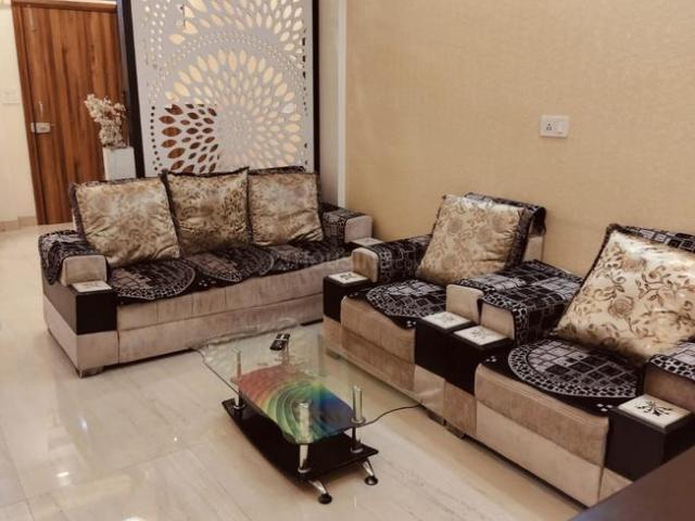 2 BHK Apartment in Mahaveer Nagar for rent Kota. The reference number is 17246701