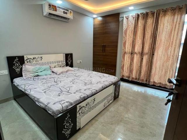 2 BHK Apartment in Mahavir Enclave for rent New Delhi. The reference number is 20737784