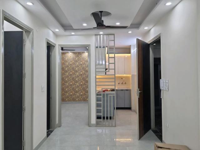 2 BHK Apartment in Mahavir Enclave for resale New Delhi. The reference number is 20205443