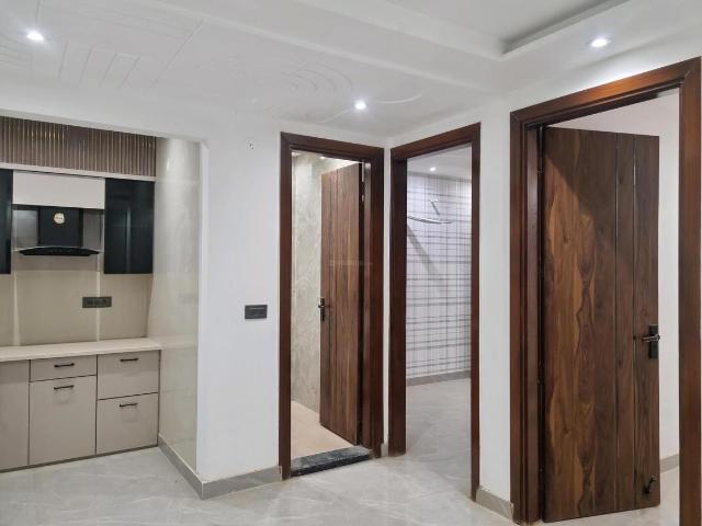 2 BHK Apartment in Mahavir Enclave for resale New Delhi. The reference number is 20364109