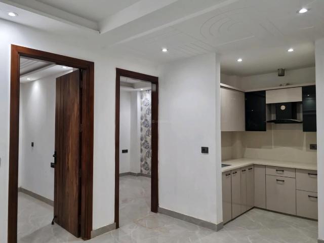 2 BHK Apartment in Mahavir Enclave for resale New Delhi. The reference number is 20634643