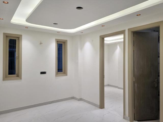 2 BHK Apartment in Mahavir Enclave for resale New Delhi. The reference number is 21328876