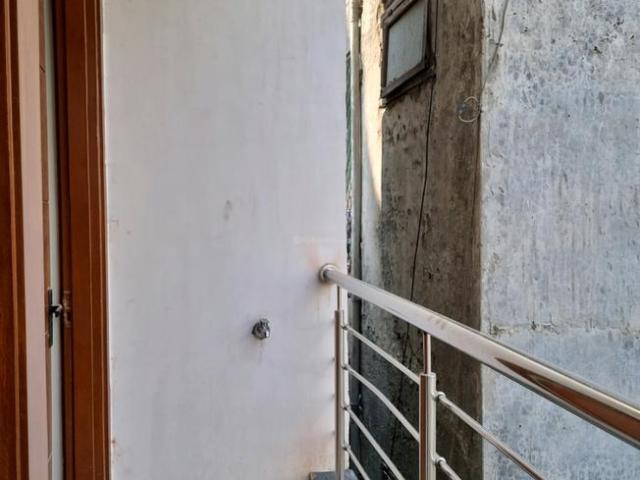 2 BHK Apartment in Mahavir Enclave for resale New Delhi. The reference number is 21329336