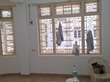 2 BHK Apartment in Mahim for rent Mumbai. The reference number is 20561143