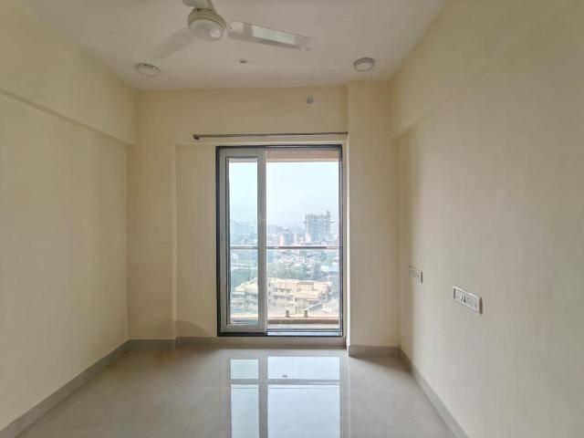 2 BHK Apartment in Mahim for rent Mumbai. The reference number is 20901222