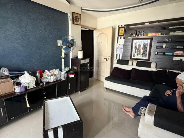 2 BHK Apartment in Mahim for rent Mumbai. The reference number is 21045678