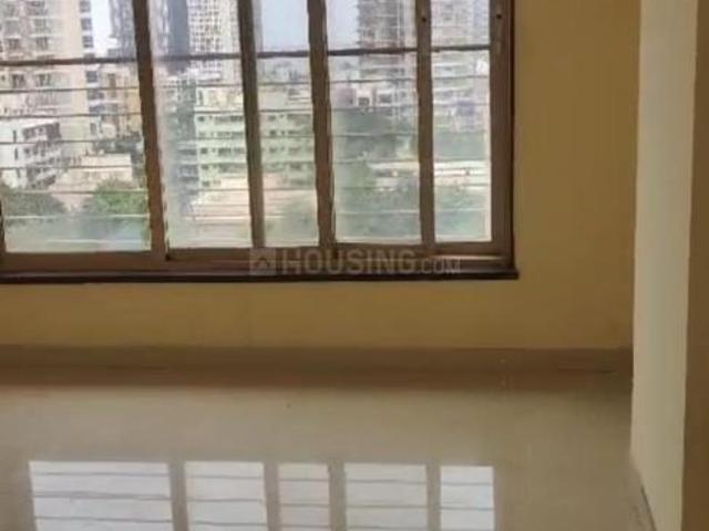2 BHK Apartment in Mahim for resale Mumbai. The reference number is 21039922