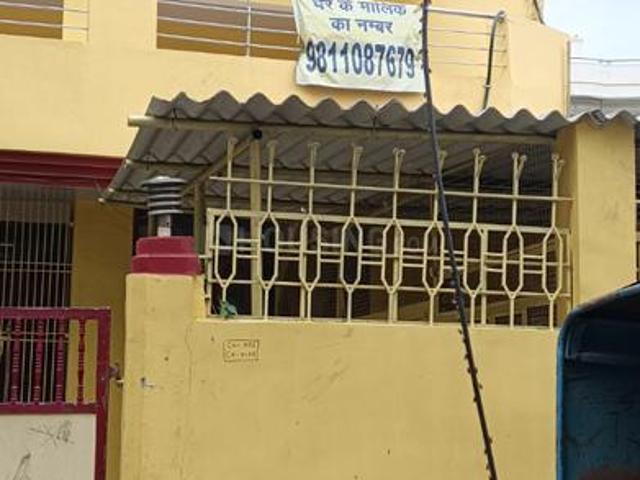2 BHK Apartment in Mahmoorganj for rent Varanasi. The reference number is 20817781