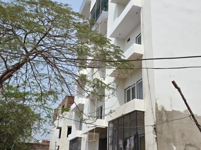 2 BHK Apartment in Mahmoorganj for resale Varanasi. The reference number is 19753614