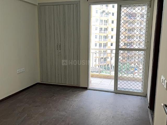 2 BHK Apartment in Mahurali for rent Ghaziabad. The reference number is 12540471