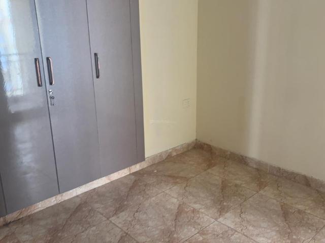 2 BHK Apartment in Mahurali for rent Ghaziabad. The reference number is 21248671