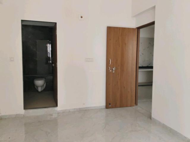 2 BHK Apartment in Makarba for rent Ahmedabad. The reference number is 18975121