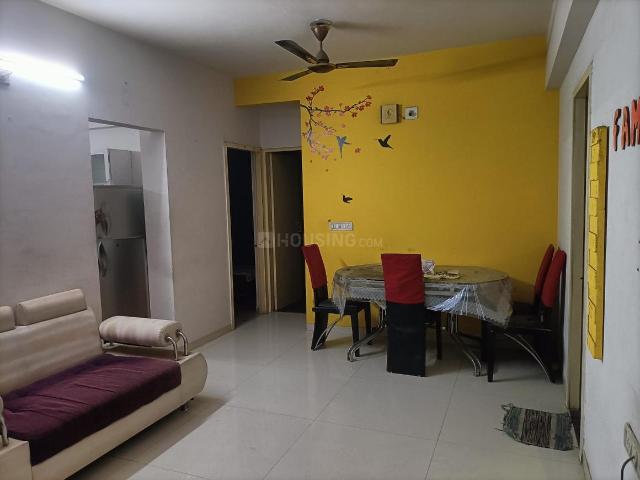 2 BHK Apartment in Makarba for rent Ahmedabad. The reference number is 19113749