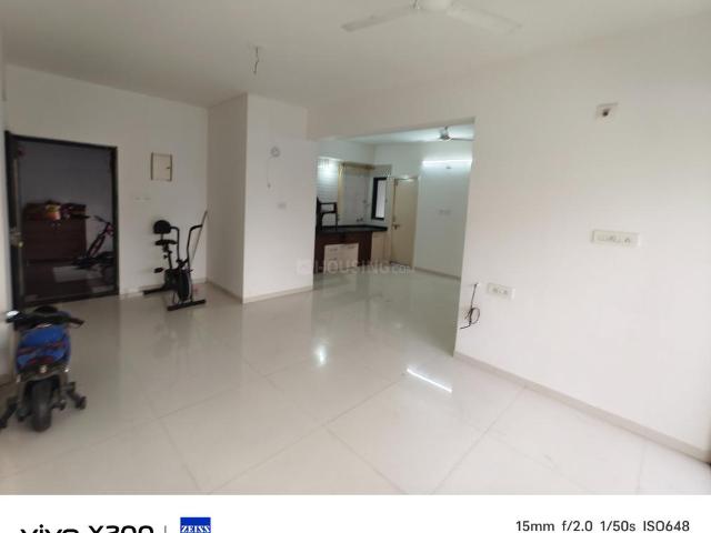 2 BHK Apartment in Makarba for rent Ahmedabad. The reference number is 20579376