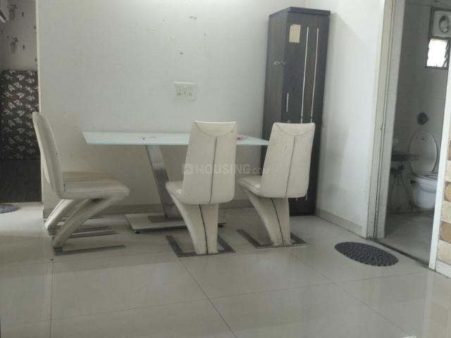 2 BHK Apartment in Makarba for rent Ahmedabad. The reference number is 20796153