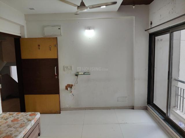 2 BHK Apartment in Makarba for rent Ahmedabad. The reference number is 20937138