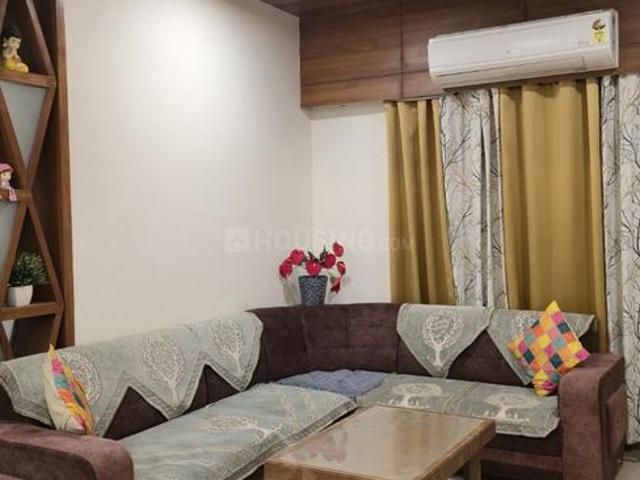 2 BHK Apartment in Makarba for rent Ahmedabad. The reference number is 21031847