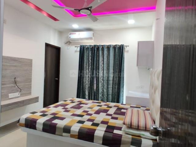 2 BHK Apartment in Makarba for rent Ahmedabad. The reference number is 21100860
