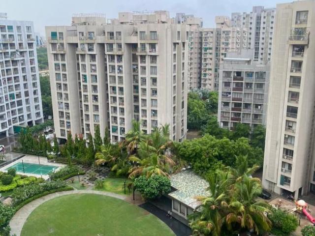 2 BHK Apartment in Makarba for resale Ahmedabad. The reference number is 20589919