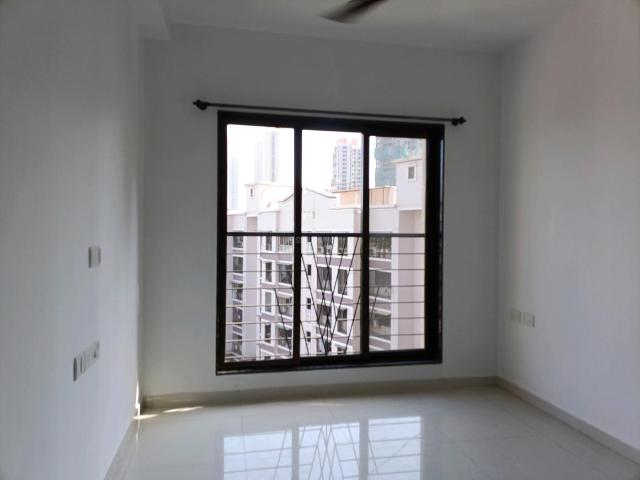 2 BHK Apartment in Malad East for rent Mumbai. The reference number is 14306074