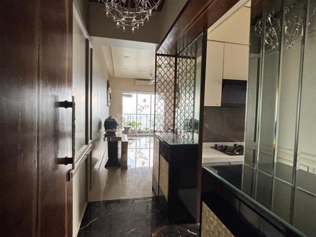 2 BHK Apartment in Malad East for rent Mumbai. The reference number is 18814295