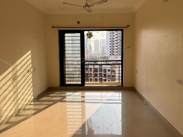 2 BHK Apartment in Malad East for rent Mumbai. The reference number is 19857685