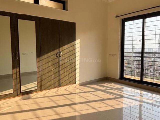 2 BHK Apartment in Malad East for rent Mumbai. The reference number is 19857759