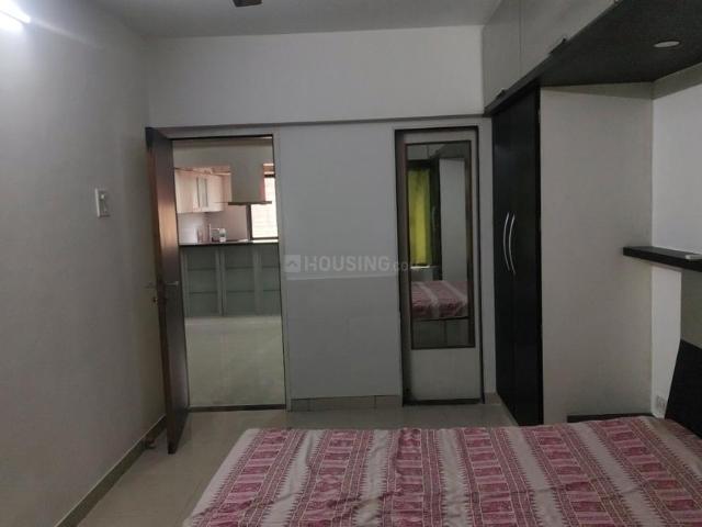 2 BHK Apartment in Malad East for rent Mumbai. The reference number is 20581570
