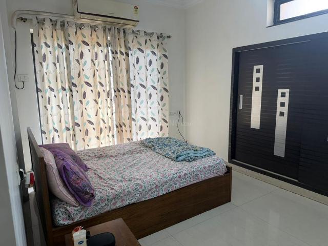 2 BHK Apartment in Malad East for rent Mumbai. The reference number is 20584248