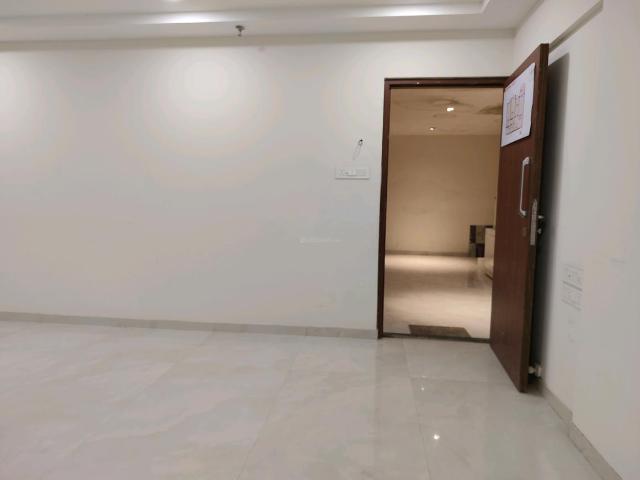2 BHK Apartment in Malad East for rent Mumbai. The reference number is 20693922