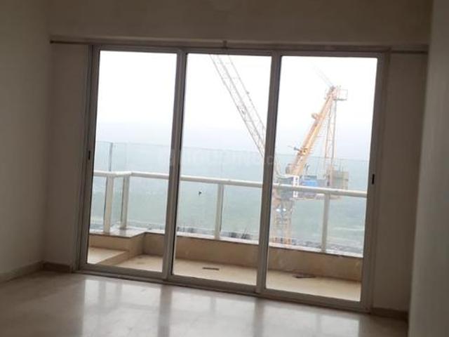 2 BHK Apartment in Malad East for rent Mumbai. The reference number is 20863548
