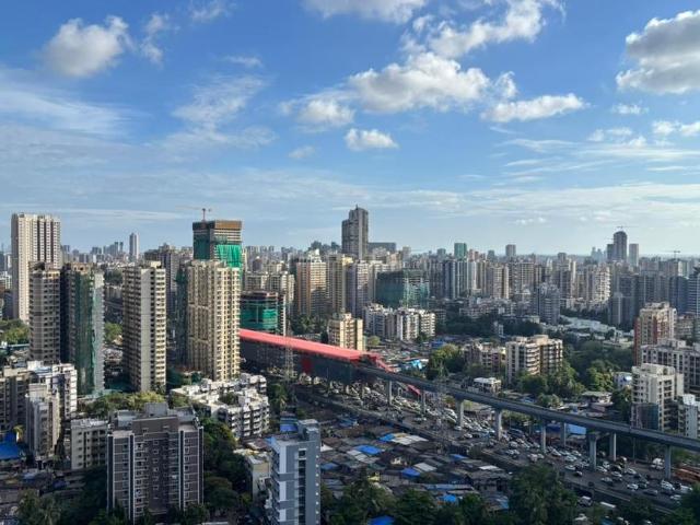 2 BHK Apartment in Malad East for rent Mumbai. The reference number is 20912381