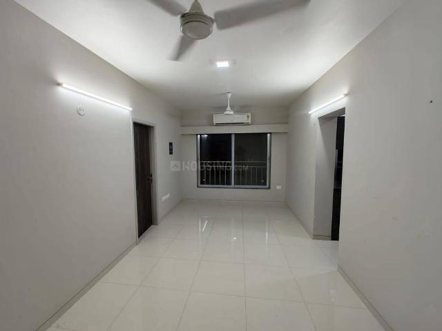 2 BHK Apartment in Malad East for rent Mumbai. The reference number is 20957890